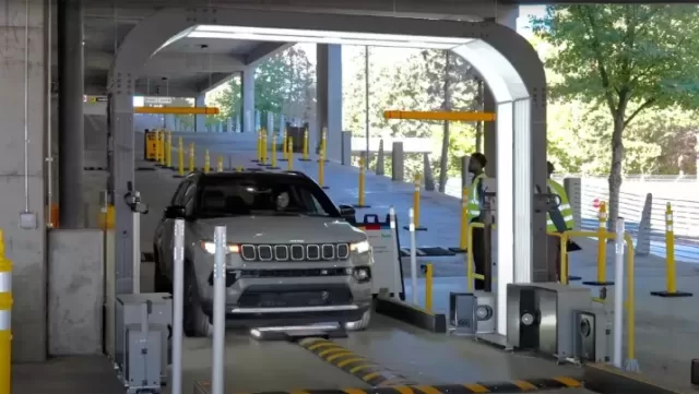 Hertz's AI Damage Scanners: Innovation or Customer Nightmare?